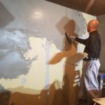 店舗リフォームの左官施工中