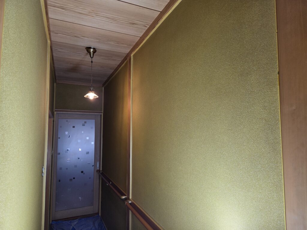 砂壁のリフォーム前