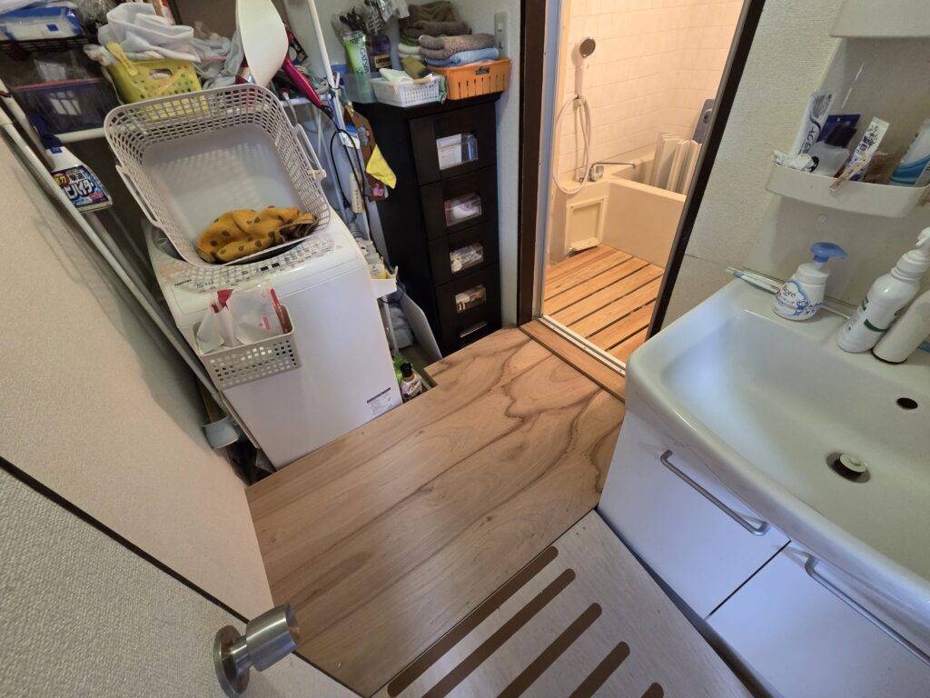 洗面所の段差解消